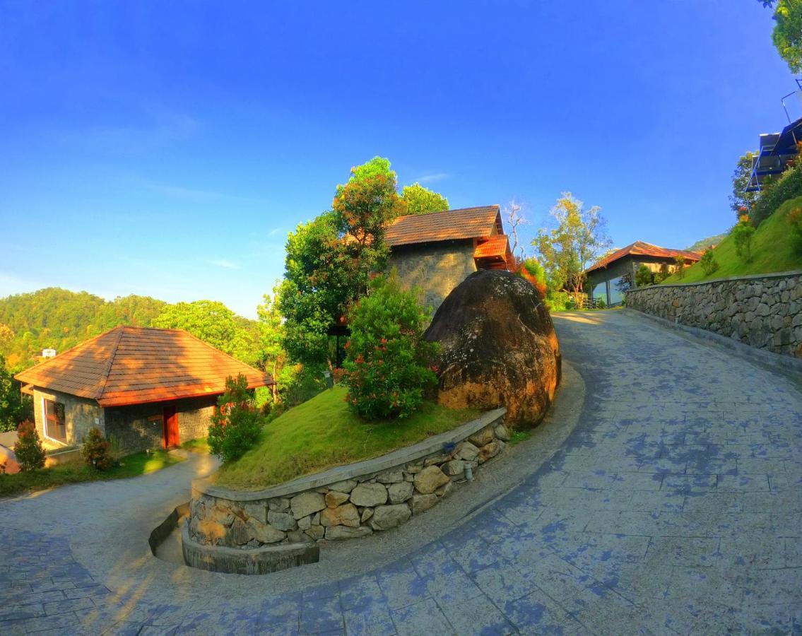 Hotel The Wild Trails Clarks Exotica , Munnar Zewnętrze zdjęcie