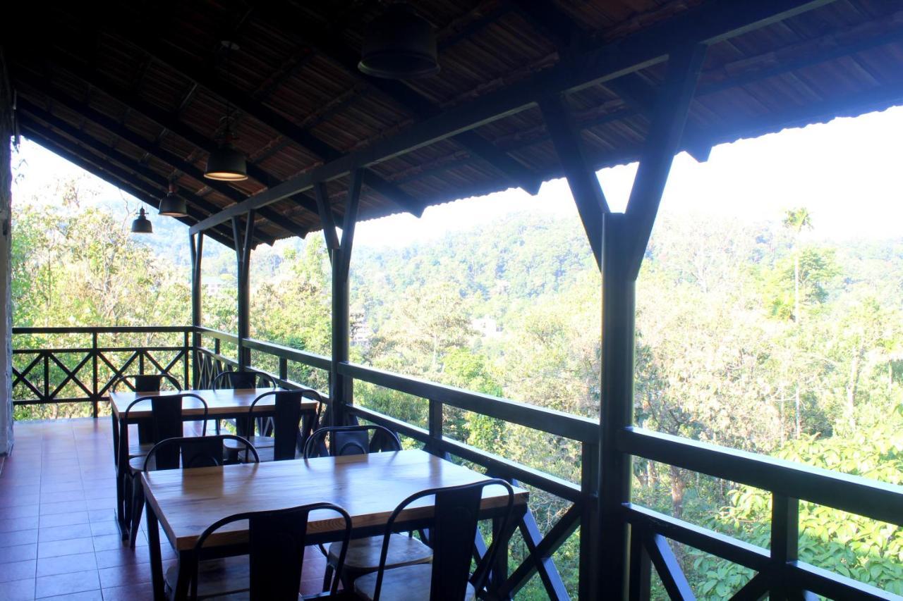 Hotel The Wild Trails Clarks Exotica , Munnar Zewnętrze zdjęcie